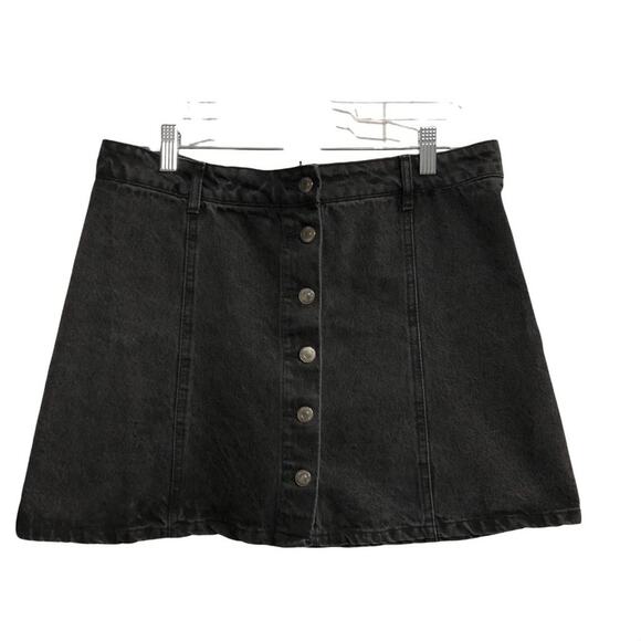 Forever 21 A-line mini skirt, button front, fitted waist, black denim  30 Black - Picture 1 of 7